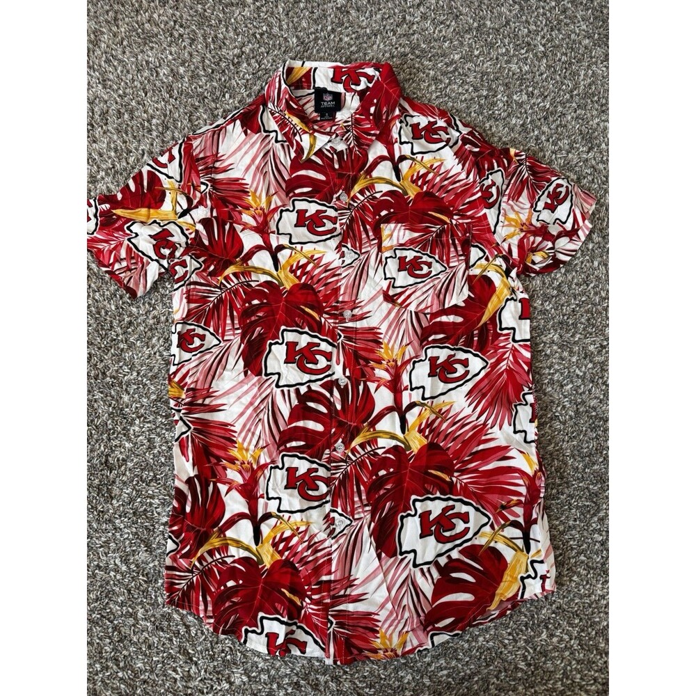 Kansas City Chiefs Hawaiian Shirt Mens S NFL Team Apparel Tropical Button Up